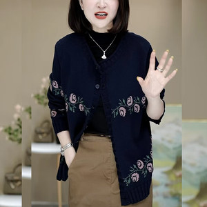 
European chic design long-sleeved cardigan knitted sweater for women 2025 spring and autumn new loose casual jacket top