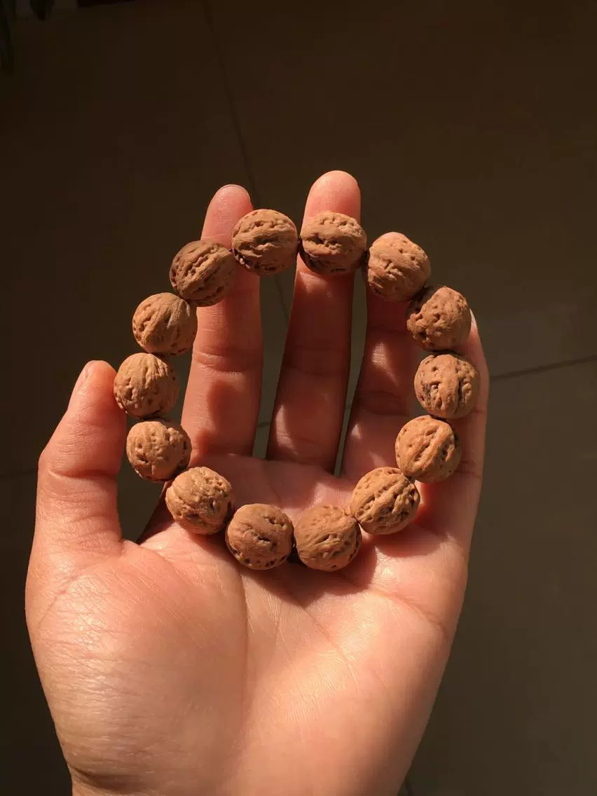 1.6姜黄皮八棱疙瘩纹纯野生精品文玩秋子小核桃手串-Taobao