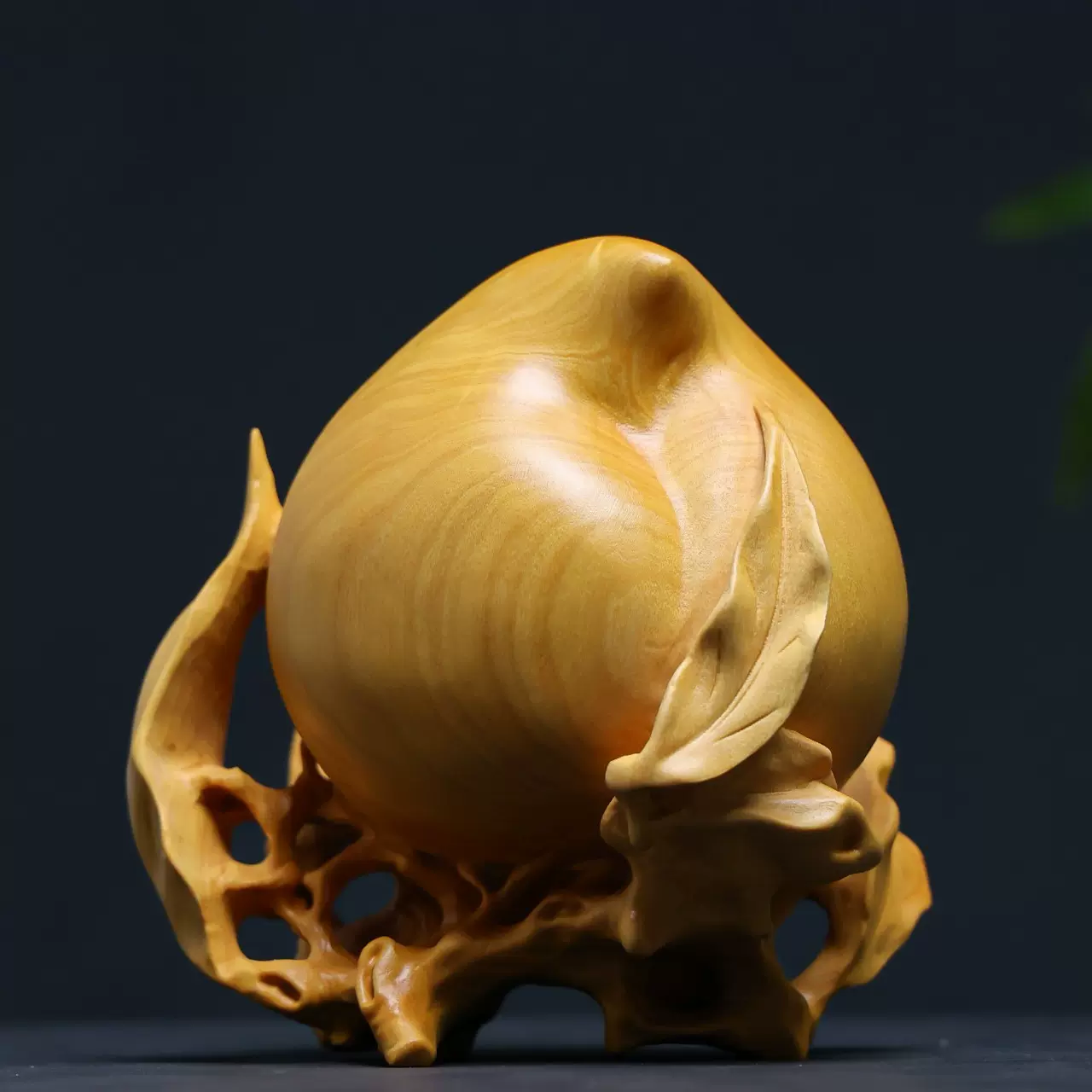 檜材精彫り穢迹金剛仏龕 リビング供養用無垢彫刻品 檜