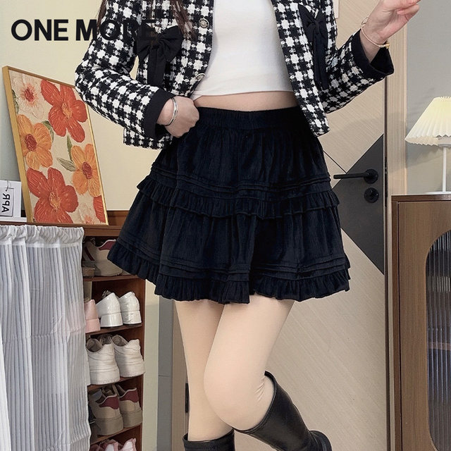 one more black puffy short skirt for women 2025 new spring and summer skirt hot girl pure pleated skirt Y