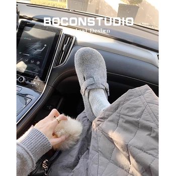 Women's fur shoes for heightened heights