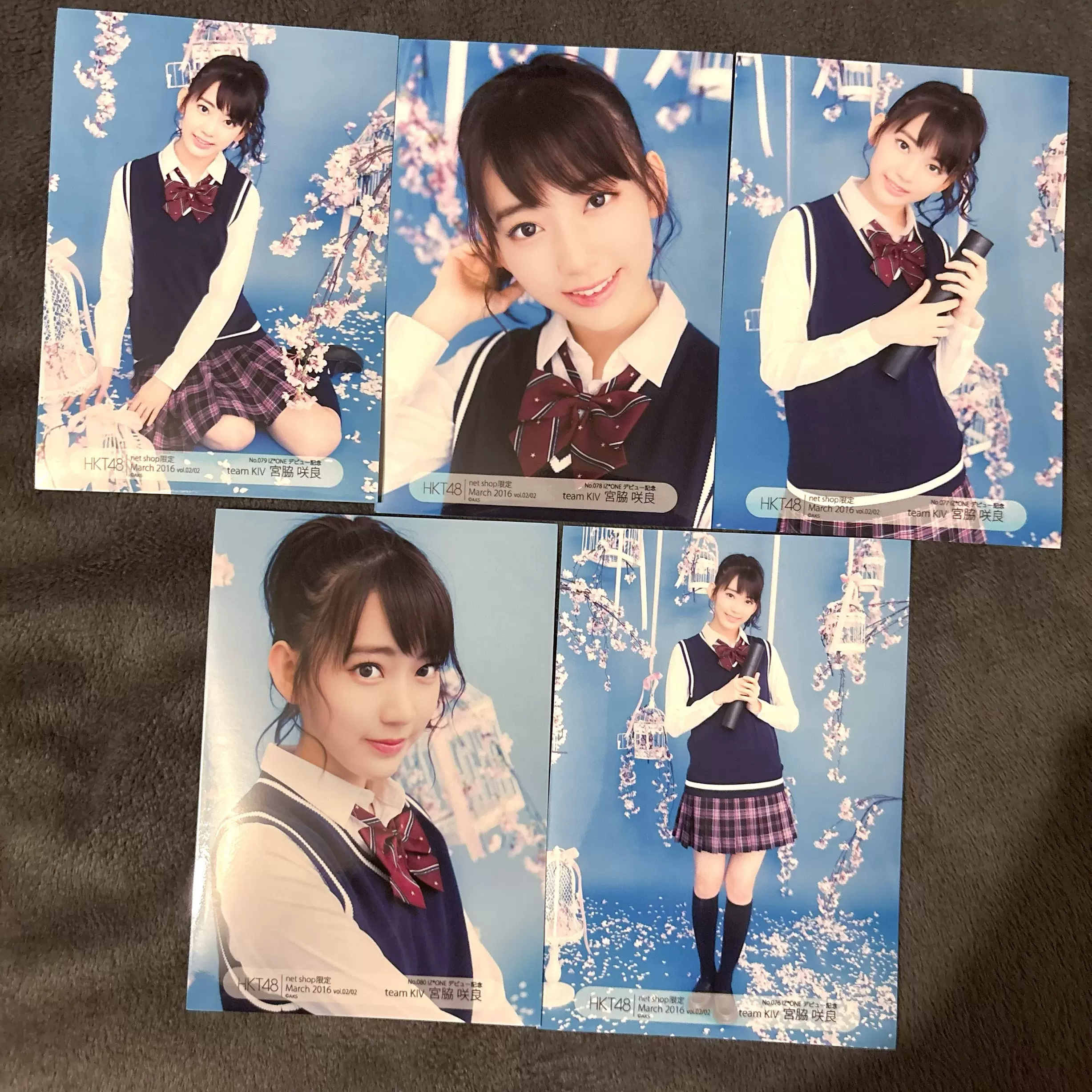 小嶋陽菜 思い出す度につらくなる 生写真 3枚セット 非売品 希少品 AKB48 61K7N3upy0L._UF350,350_QL50_.jpg