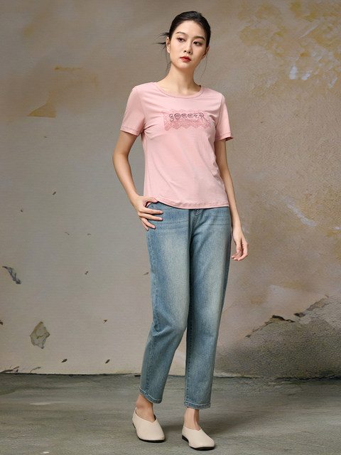 Yizhi Manor 2025 summer new pink loose short short sleeve T-shirt base shirt embroidered women's top 2251501