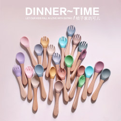 Juejia's Kerr silicone fork and spoon are resistant to falling and learn to eat