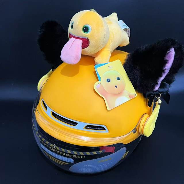 New milk dragon helmet decorations electric vehicles, motorcycle takeaway helmet accessories ski doll return rate is very high