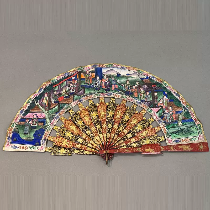 中国古董红黑漆木描金扇骨装饰官邸人物主题纸本彩绘双扇面折扇