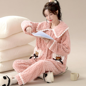 Autumn and winter new flaw pajamas Women's cute outside wearing thickened large coral velvet warm home clothing suits