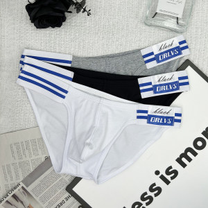 
Simple white men's briefs pure cotton breathable comfortable low waist high slit boys' underwear business fashion