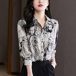 High-End Women's Clothing Clearance Hot Item 2026 Spring Thin Lapel Shirt Women's Ink Print Vintage Top