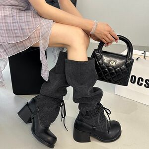 
2025 New Niche Design Retro Hot Girl Pile Boots Thick Heels Increased Stitching Fashion Boots Lace Up Big Boots