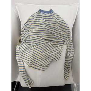 
Damn, I like it so much! Paperman blue striped round neck thin knitted T-shirt early spring new thin bottoming shirt