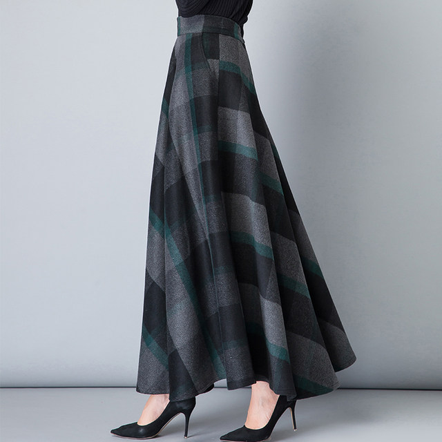 2025 autumn and winter new versatile plaid wool skirt for women high waist A-line long skirt large dance skirt large size skirt
