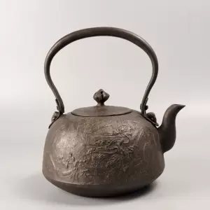 龍文堂　鉄瓶　珍品　草花紋 龍文堂鉄瓶珍品草花紋