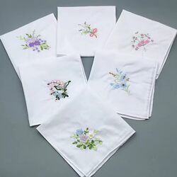 Pure Cotton Embroidered Handkerchief, Embroidered Pure Cotton Women's Handkerchief, Thin, Soft, Elegant Square Towel for Wiping Sweat and Eyes, Pure White and Beautiful