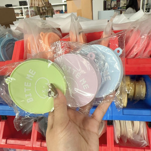 Carat pet purchase Korean biteme dog folding bowl accompanying outing water cup for dog walking water bowl