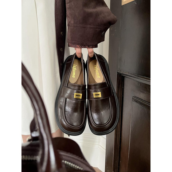 
A Shift of Square Cubes Manual New Retro Square Accessories Mango Toe Thick-soled Basic Loafers