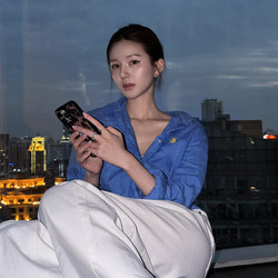 【Holiday Journey】 | Same Style as Zhao Lusi | Shiny Shirt】Teenieweenie Bear Print Women's Shirt