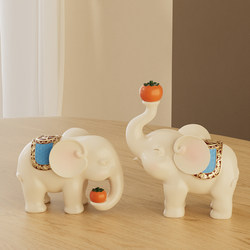 Elephant Figurine with a Meaning of Attracting Wealth, High-End Housewarming Gift, Light Luxury, Creative, Antique Style, Living Room and Wine Cabinet Decoration