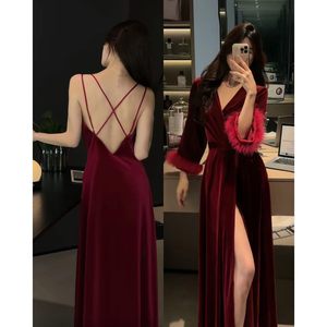 
French velvet nightgown for women, autumn and winter niche high-end thickened nightgown, red wedding suit for the year of birth, can be worn outside