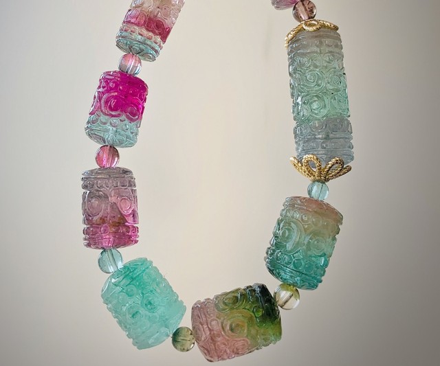 Xiaolei tourmaline live broadcast room, natural bracelets, pendants, accessories, engraving accessories, patterned Pixiu rough stones, etc.