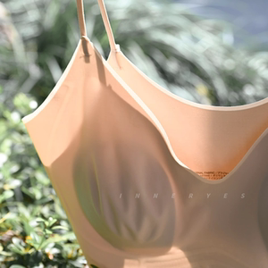 
Thin cry! Liquid foundation thin shoulder strap underwear! The traceless women's thin summer bra shows the breathable rabbit ears