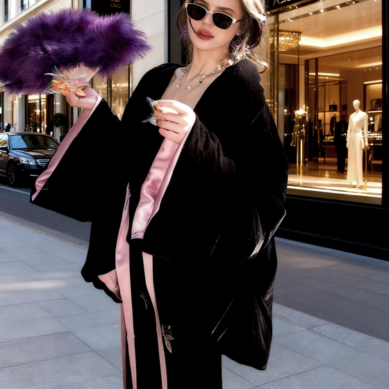 
Big MOSS [Zuihuayin] Winter New Chinese Style Contrast Velvet 90 White Duck Down Lace Down Jacket for Women