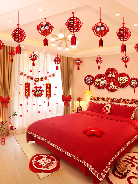 Female wedding room layout set Men's simple generous bedroom balloon bride out of the wedding hotel wedding new house decoration