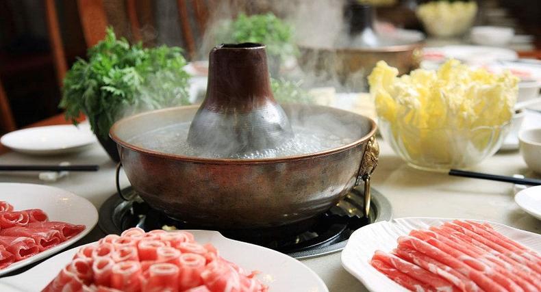天下美食千千万，独爱火锅这一种