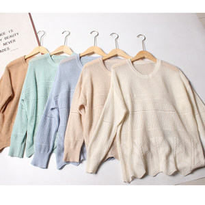 
Light, soft and waxy ~ 100 sheep wool thin round neck loose knitted sweater for women, lazy style sweet sweater outer top