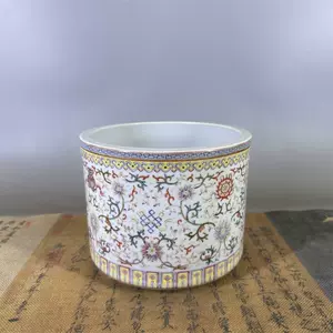 中国骨董品 康熈御製　粉彩茶碗　纏枝花紋　琺瑯彩 魚 蝙蝠 茶碗 中国古美術 中国骨董品 中国骨董品 康熈御製 粉彩茶碗 纏枝花紋 琺瑯