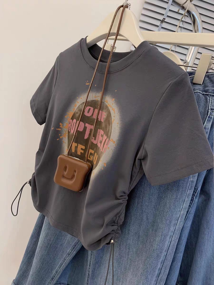 Girlie Girl Originals Grateful Cross Retro Heather Coral Short