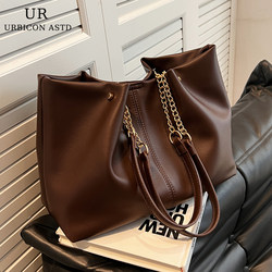 Light Luxury Niche Large-Capacity Bag for Women 2026 New Autumn and Winter High-End Shoulder Bag Super Popular Commuter Tote Bag
