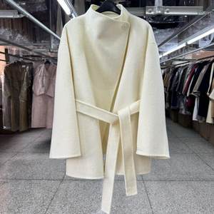 White stand -up collar double -sided wool coat female short small small man in autumn and winter new loose laces simple woolen coat
