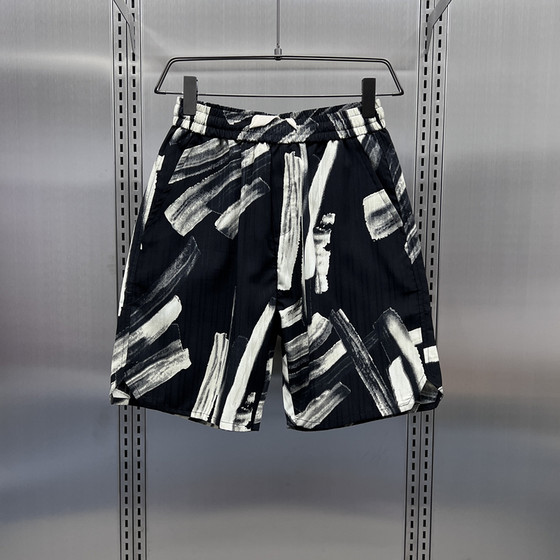 
Fashionable casual shorts for men's summer thin new style with loose and handsome printed beach five-point pants for men