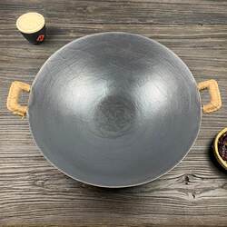 Lu Chuan Cast Iron Pot, Traditional Double-Ear Iron Pot, Traditional Cast Iron Pot for Home Use, Thickened Cooking Pot, Non-Coated Non-Stick Pot