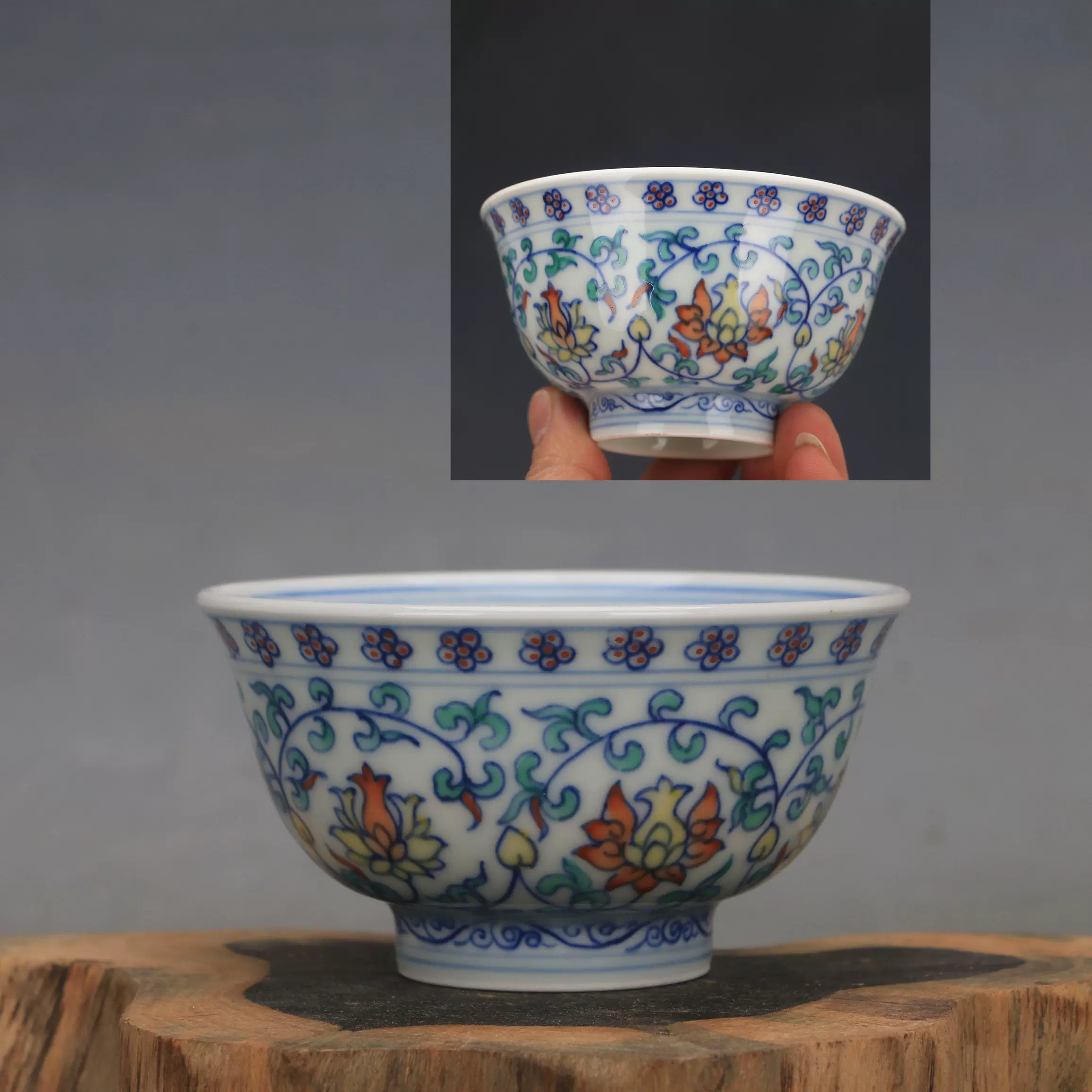 An extremely rare and superb blue and white 'dragon' dish