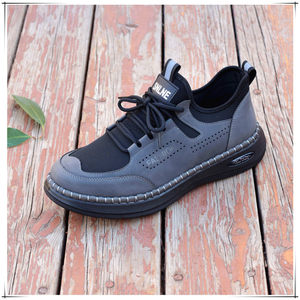 
Spring and autumn new dad men's shoes, black work shoes, thick soles, soft soles, light soles, old Beijing cloth shoes, popular casual shoes