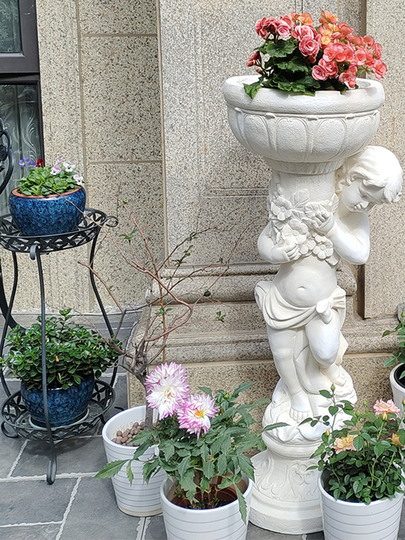 陶器製花瓶 花の彫刻 ダークグレー 陶器製花瓶 花の彫刻 ダークグレー（hand objet/dark gray