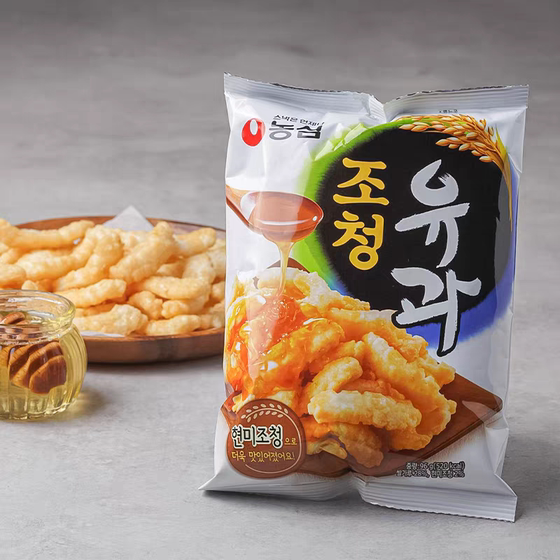 Korean imported food Nongshim rice honey oil fruit honey crispy strips honey rice crackers 96g snacks