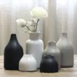 	giá đồ gỗ trang trí nội thất Bình hoa khô gốm đen trắng Nhật Bản Mỹ sáng tạo tại nhà phòng khách trang trí cửa hàng 	đồ gỗ trang trí oto	 	đồ gỗ trang trí nhật Đồ trang trí tổng hợp