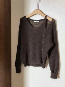 
Brand discount mall foreign trade women's clothing clearance Japanese niche off-shoulder sweater soft glutinous milk fufu sweater women