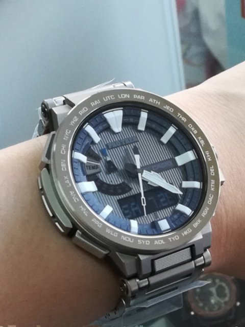 Casio mountaineering titanium alloy PRX-8000GT-7PR/yt-1B/7A solar radio wave outdoor men's watch
