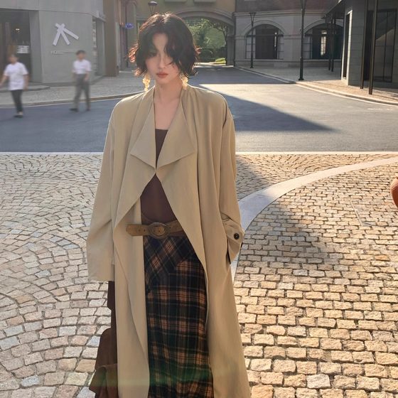 
Homemade wine afternoon [Paris Old Dream] Hong Kong style retro autumn new style lapel windbreaker coat loose long coat