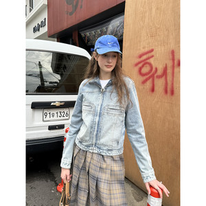 UNRETRO Sweet Cool Distressed Denim Jacket Women's Spring and Autumn Retro Small Jacket Light Color Slim Long Sleeve Top