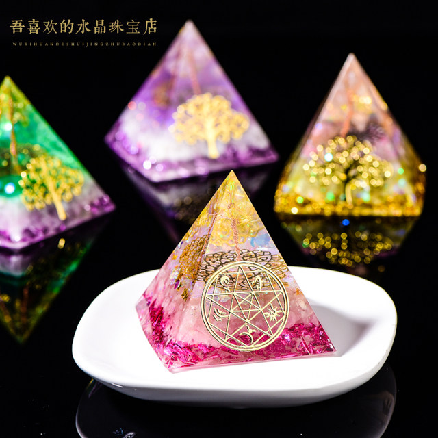 Natural crystal 6 cm customized pyramid office desktop living room home decoration ornaments jewelry gifts for women