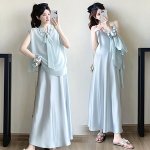 
New summer suit for pregnant women 2026 high-end fashionable solid color short-sleeved top and skirt Korean two-piece set