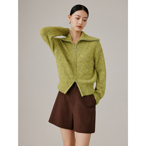 
Yixiang Liying green double zipper lapel sweater 941039023