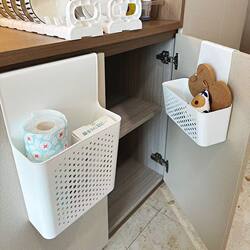 New Cabinet Door Storage Box, Wall-Mounted Ginger and Garlic Seasoning Hanging Basket, Kitchen Storage Rack, Household Essentials, a Complete Set of Useful Items