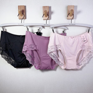 
Wutong best friend Peach Branch Bubble Medium Low-waisted Hips Ultra-fine Soft Quick Dry Underwear GM84240/84239