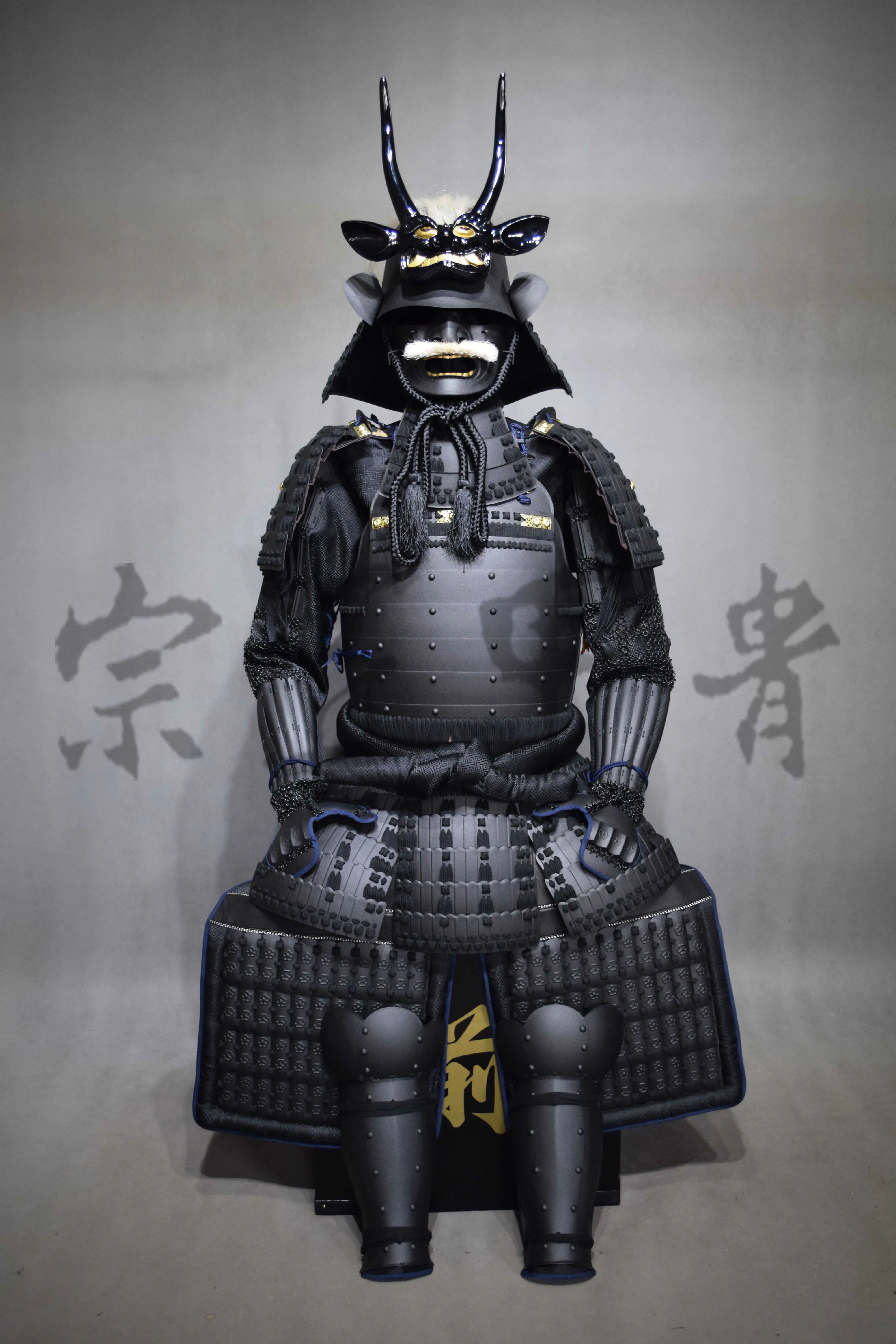 日本武士盔甲-石田三成沖天肋立亂髮兜具足-真人可穿-宗匠甲冑-Taobao